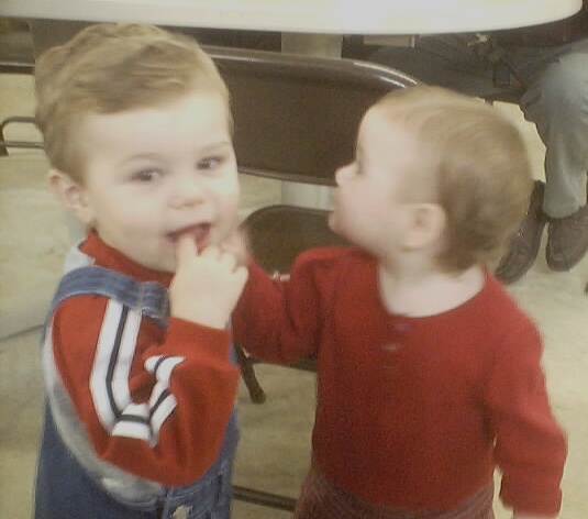 decvfd2003-2littleones.jpg